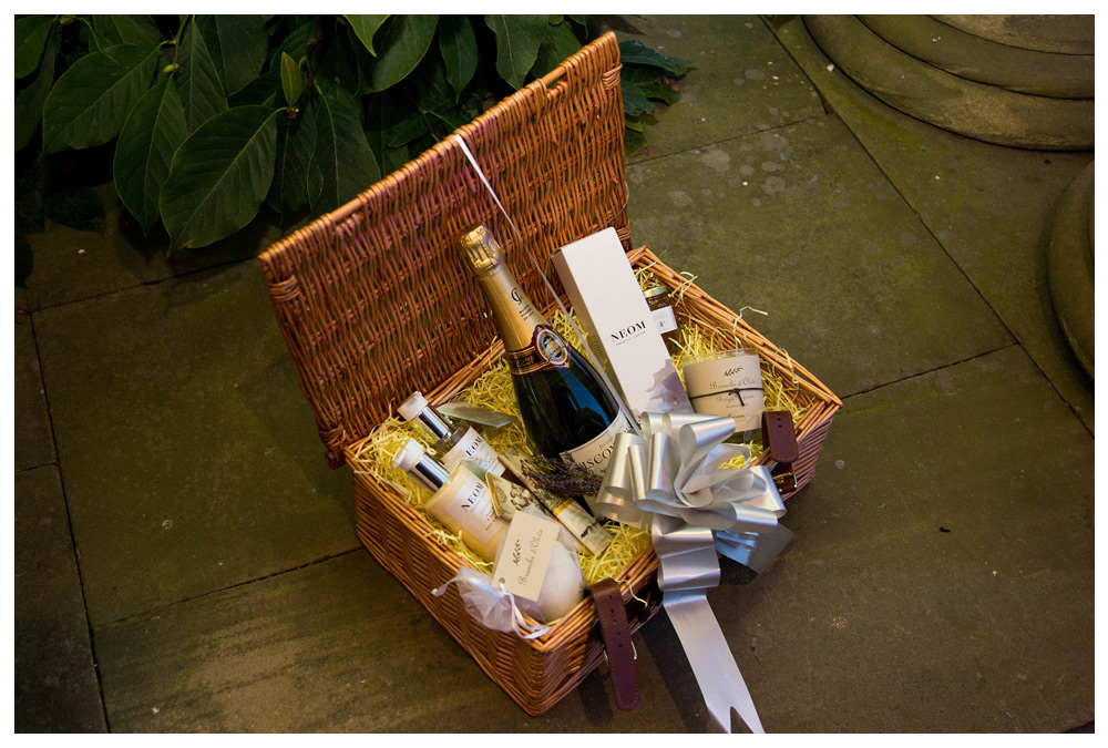 hamper hamper