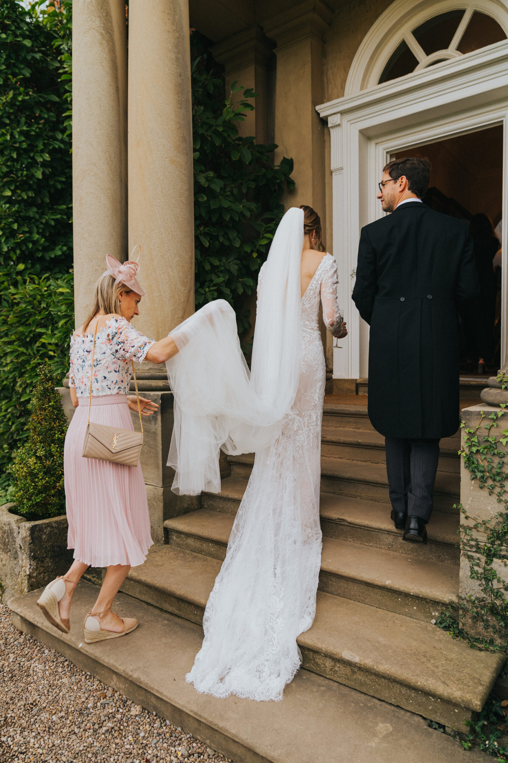 Vintage Glam Themed Wedding at Iscoyd Park with a Pronovias Panjin wedding dress by Lisa Webb Photography