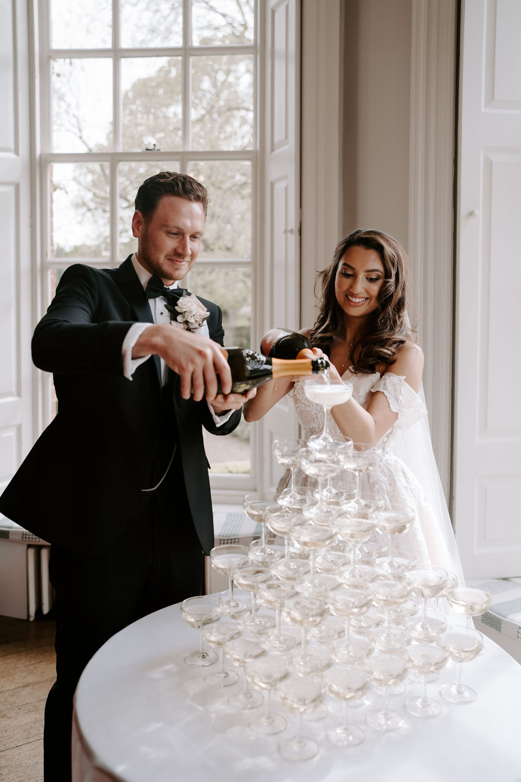 Tulle, O'Hara roses and decadence at this April wedding at luxury venue Iscoyd Park!