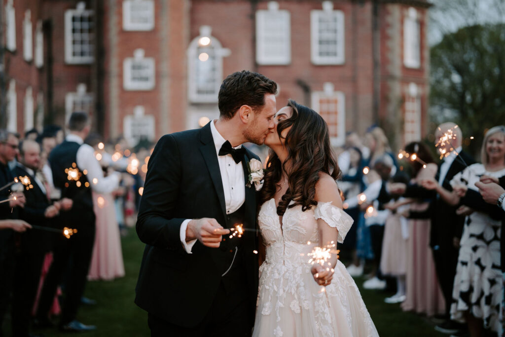 Decadent Spring wedding at luxury wedding venue Iscoyd Park with a tulle bridal gown and an O'Hara rose bouquet by Lauren Juliette Photography