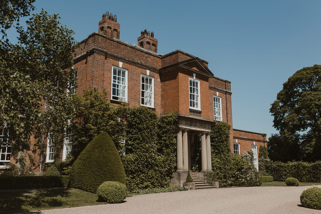 Read all about luxury wedding venue Iscoyd Park's May Open House event for 2024 by Nesta Lloyd Photography