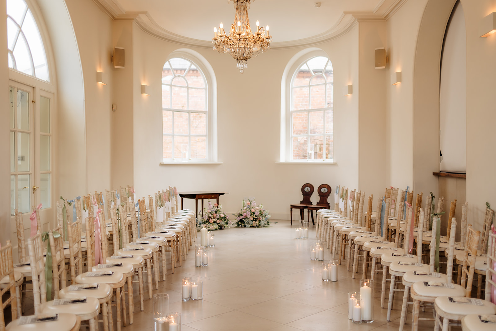 Candy toned Spring wedding inspiration at Iscoyd Park by Elizabeth Jayne Photography