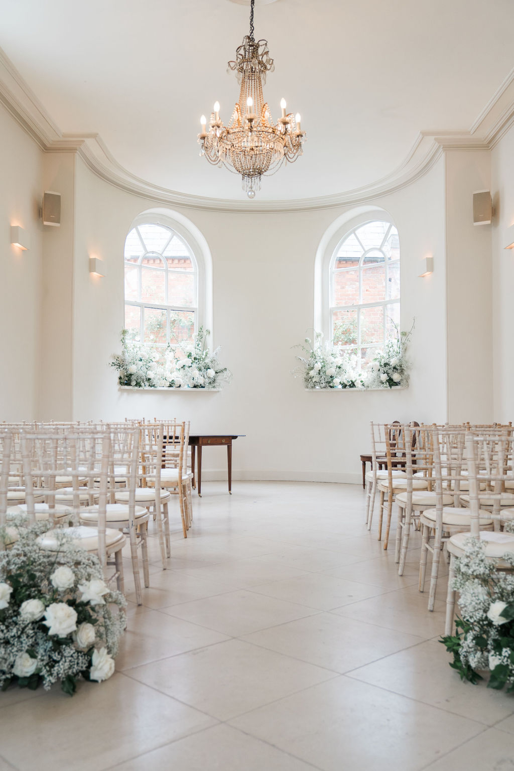 Voluptuous White Wedding Florals at a June Iscoyd Park wedding by Jessica Raphael Photography