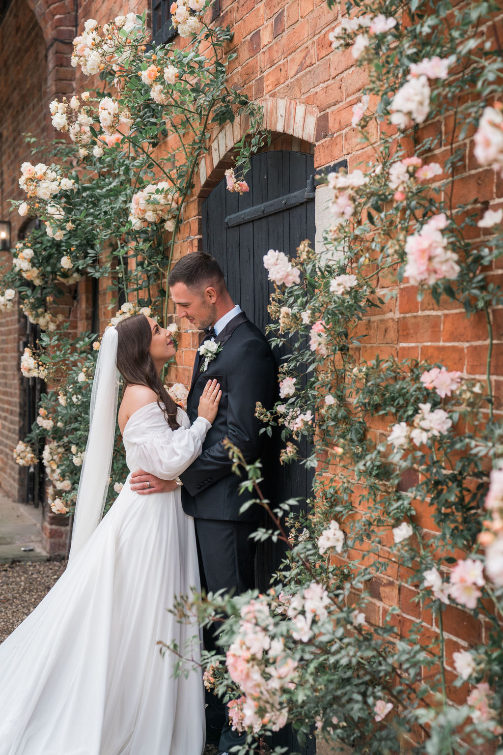 Voluptuous White Wedding Florals at a June Iscoyd Park wedding by Jessica Raphael Photography