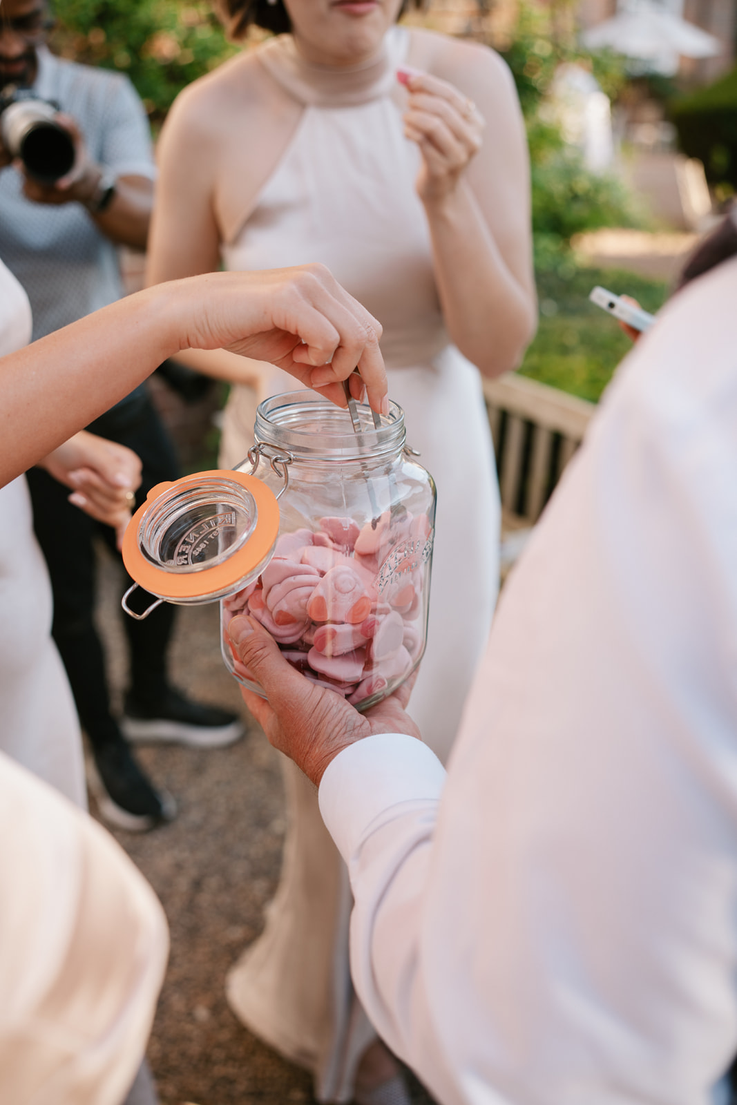 Oversized bows and mocha wedding scheme at this classic English country wedding by Toria Frances Photography