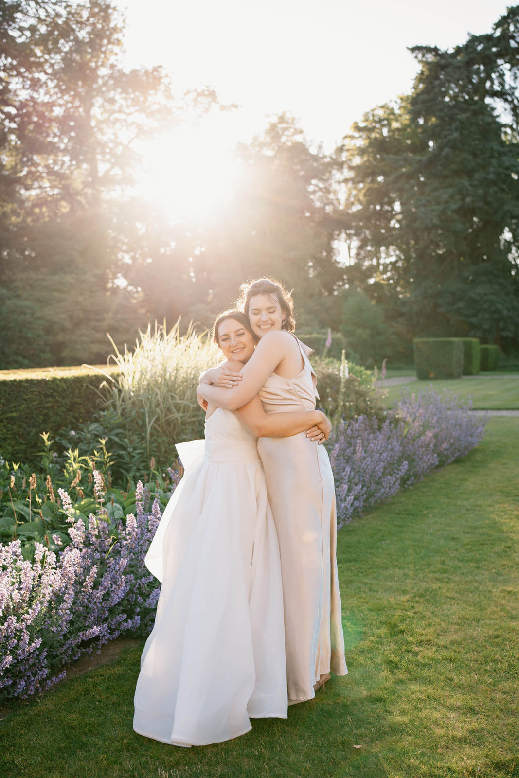 Oversized bows and mocha wedding scheme at this classic English country wedding by Toria Frances Photography