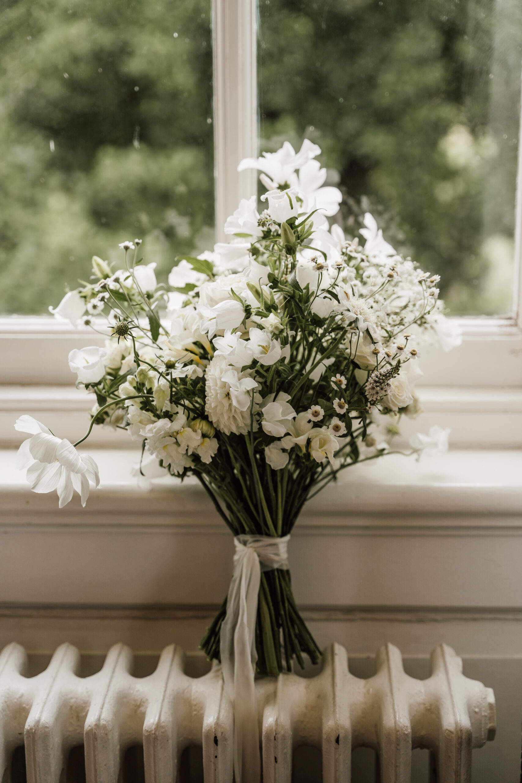 Wildflower inspired UK wedding at exclusive use Georgian Iscoyd Park by The Wedding Guy Photography