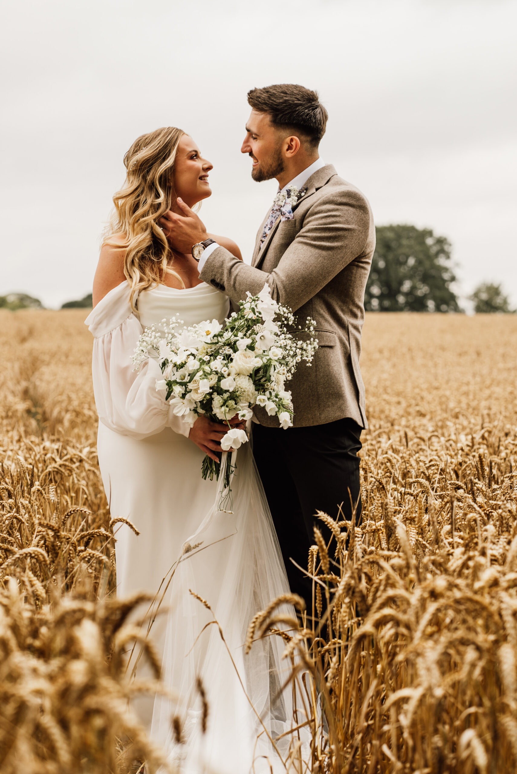 Wildflower inspired UK wedding at exclusive use Georgian Iscoyd Park by The Wedding Guy Photography