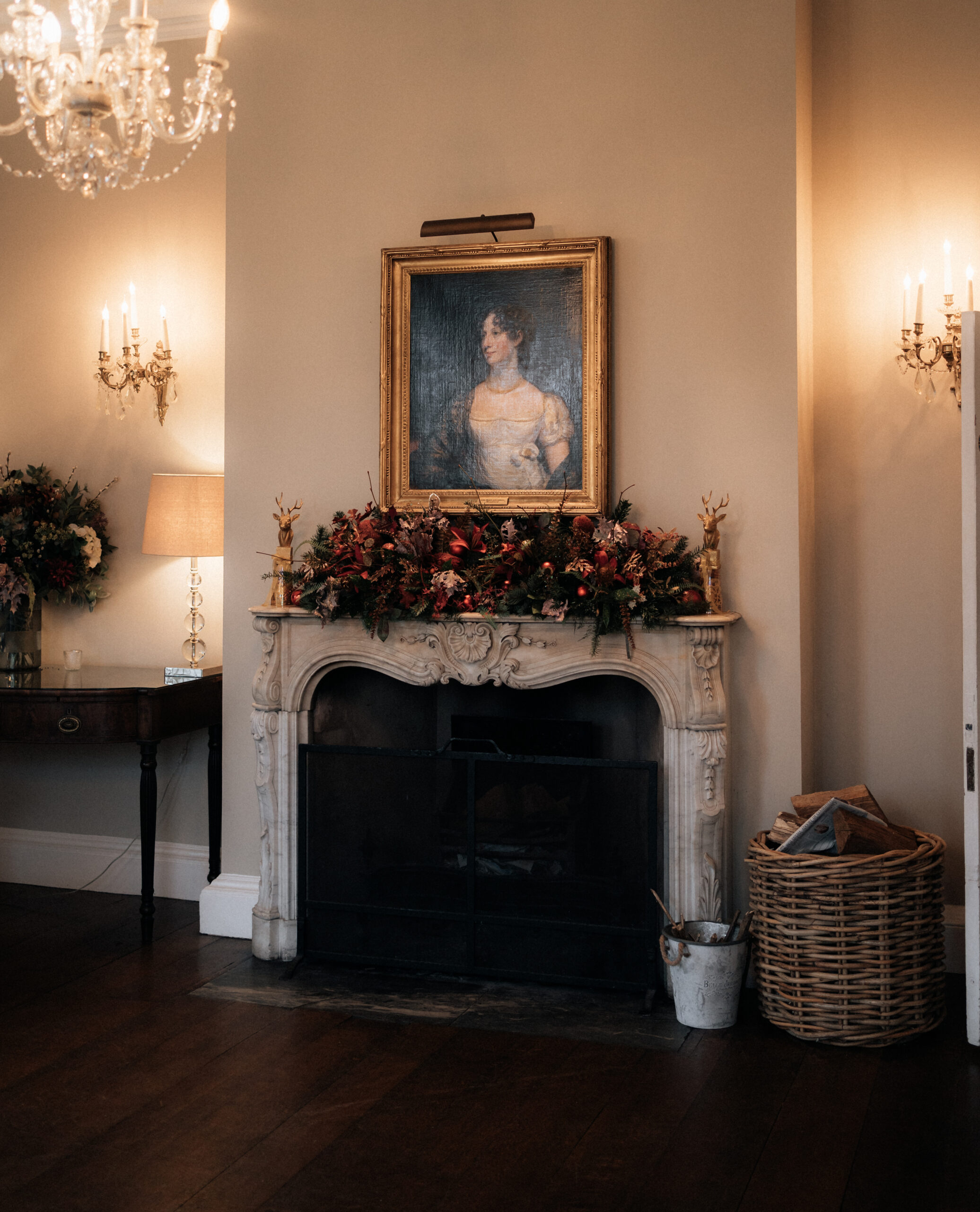 Looking for Winter Wedding inspiration. We show you how to create a Winter Wonderland Wedding at luxury venue Iscoyd Park.