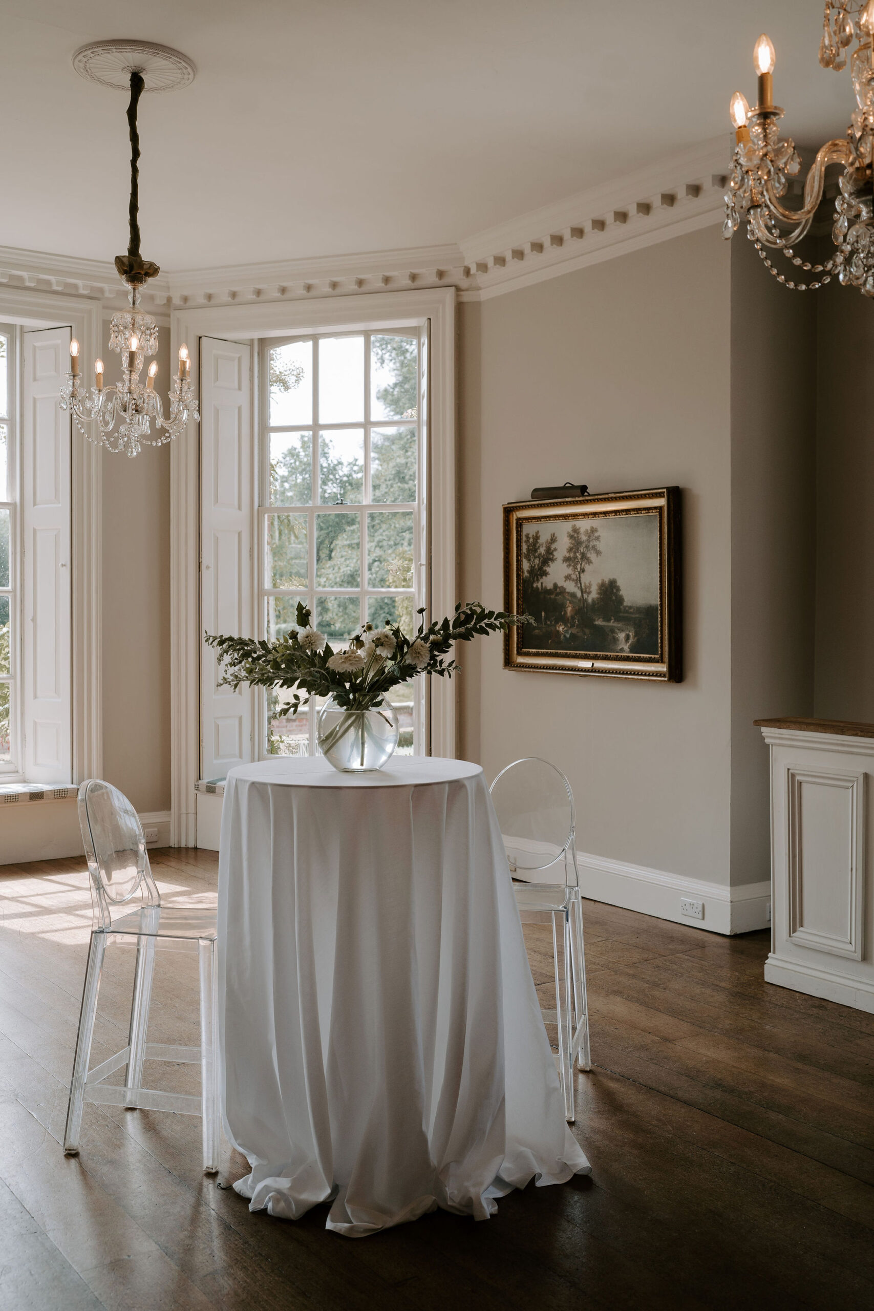 Summer elegance at luxury British wedding venue Iscoyd Park by Lauren Juliette Photography