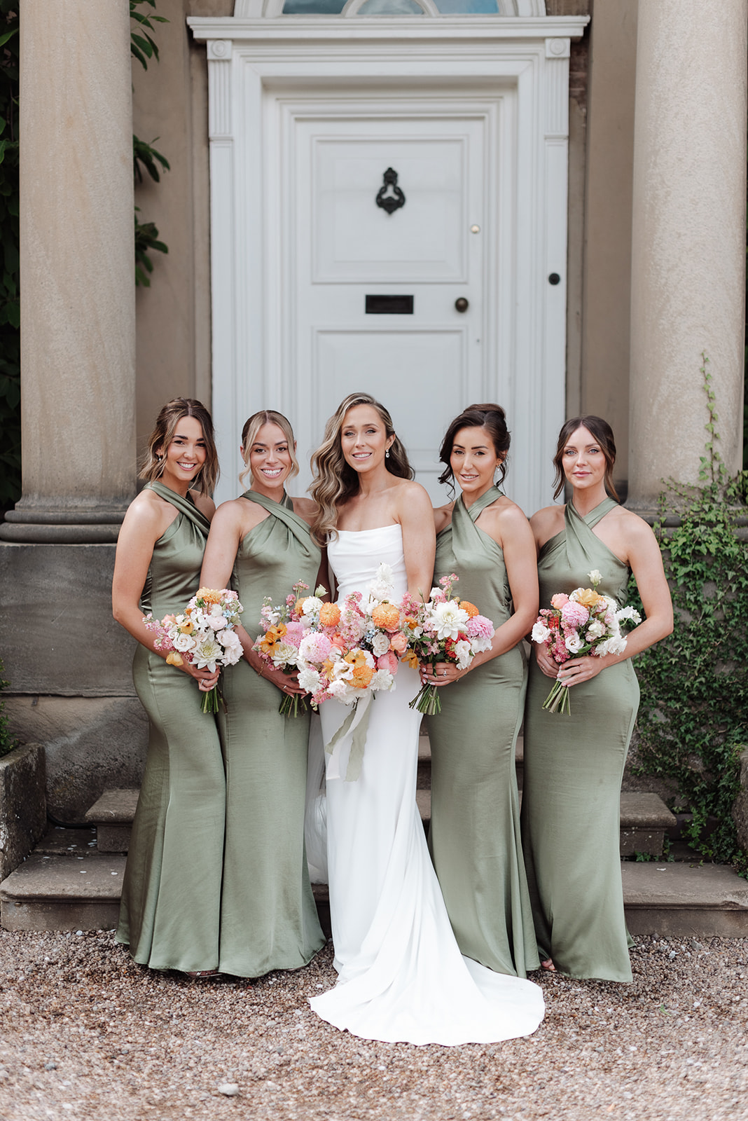 Check out this colour pop modern luxe wedding with coral florals at Iscoyd Park by Lucy Henzell Photography