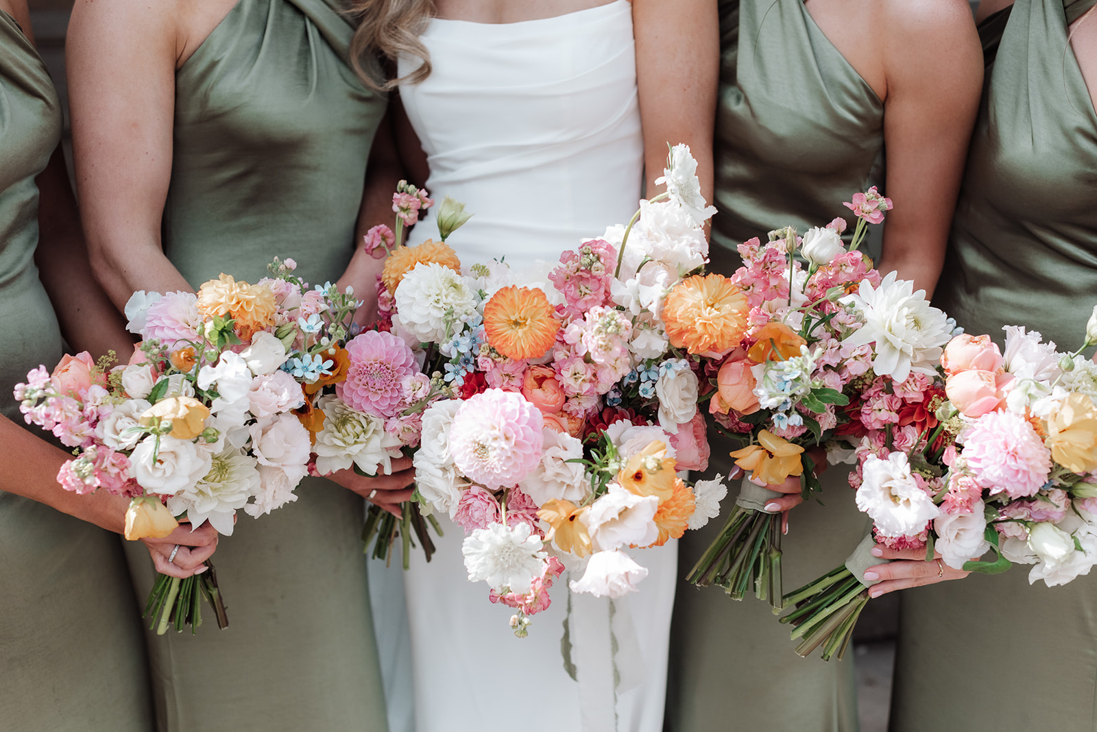 Check out this colour pop modern luxe wedding with coral florals at Iscoyd Park by Lucy Henzell Photography