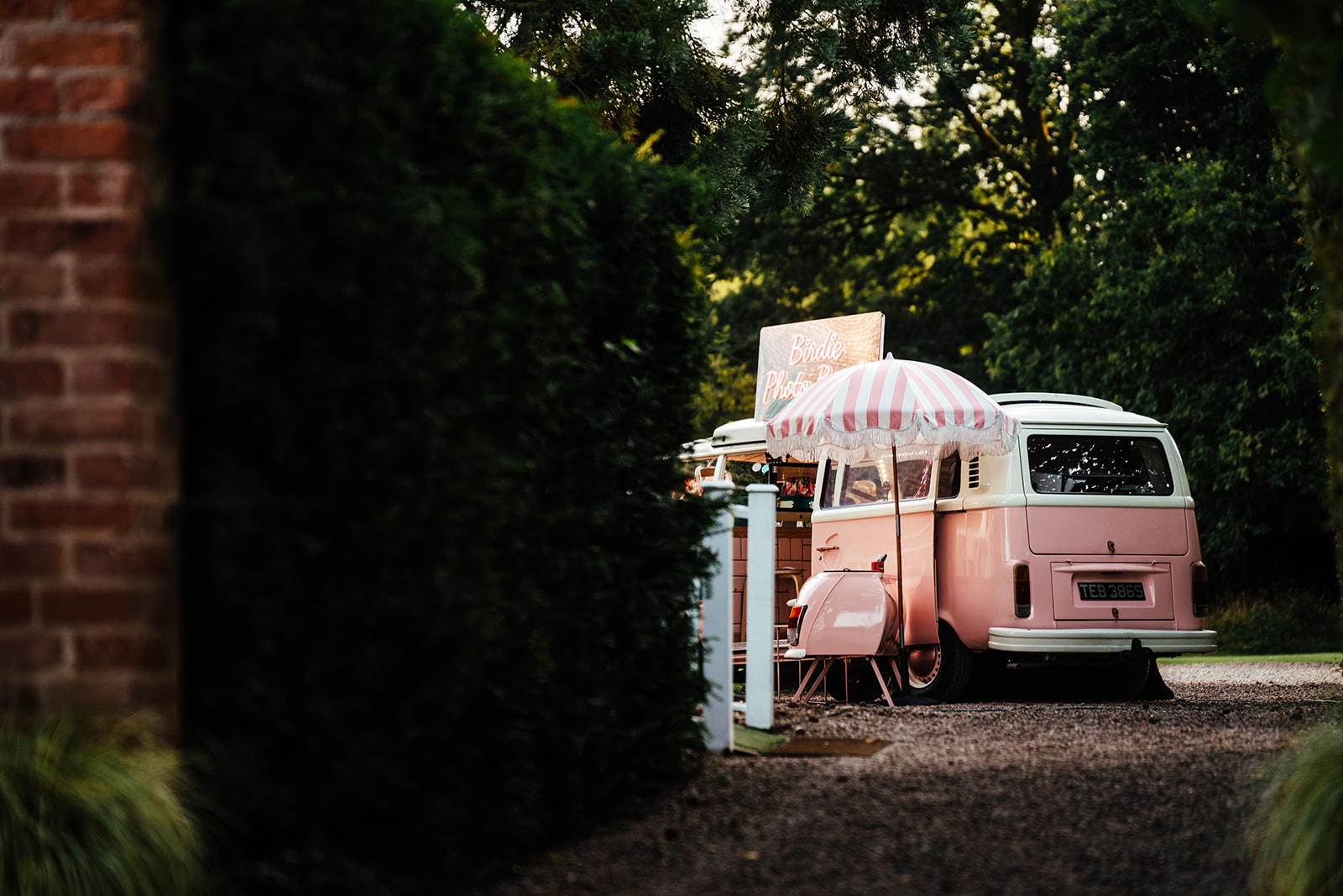 Colour pop juicy fruit wedding at luxury UK venue Iscoyd Park by Hannah Hall Photography.