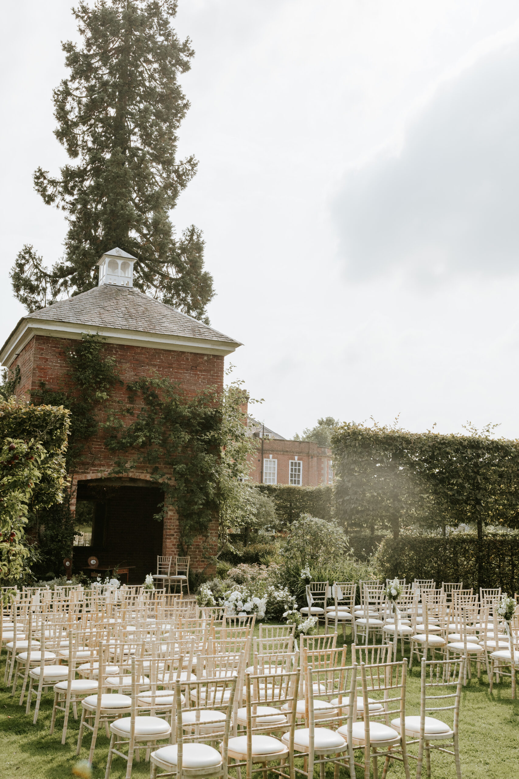 Check out this outdoor September British wedding at Iscoyd Park by Lucy G Photography