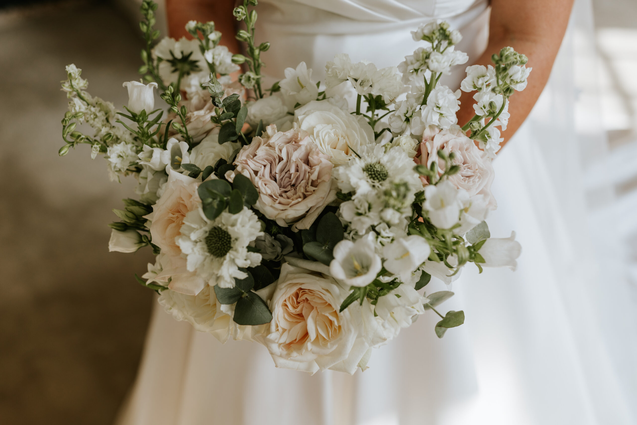 Check out this outdoor September British wedding at Iscoyd Park by Lucy G Photography