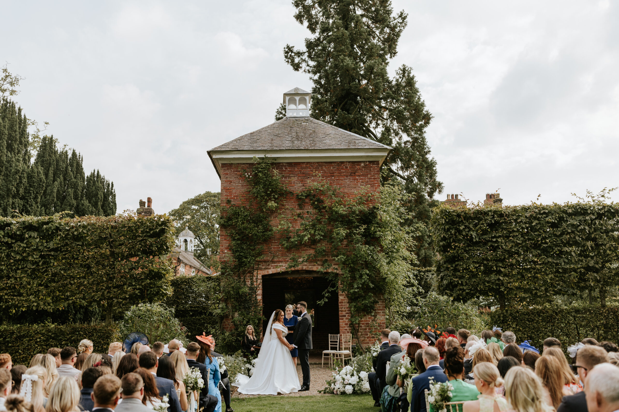 Check out this outdoor September British wedding at Iscoyd Park by Lucy G Photography