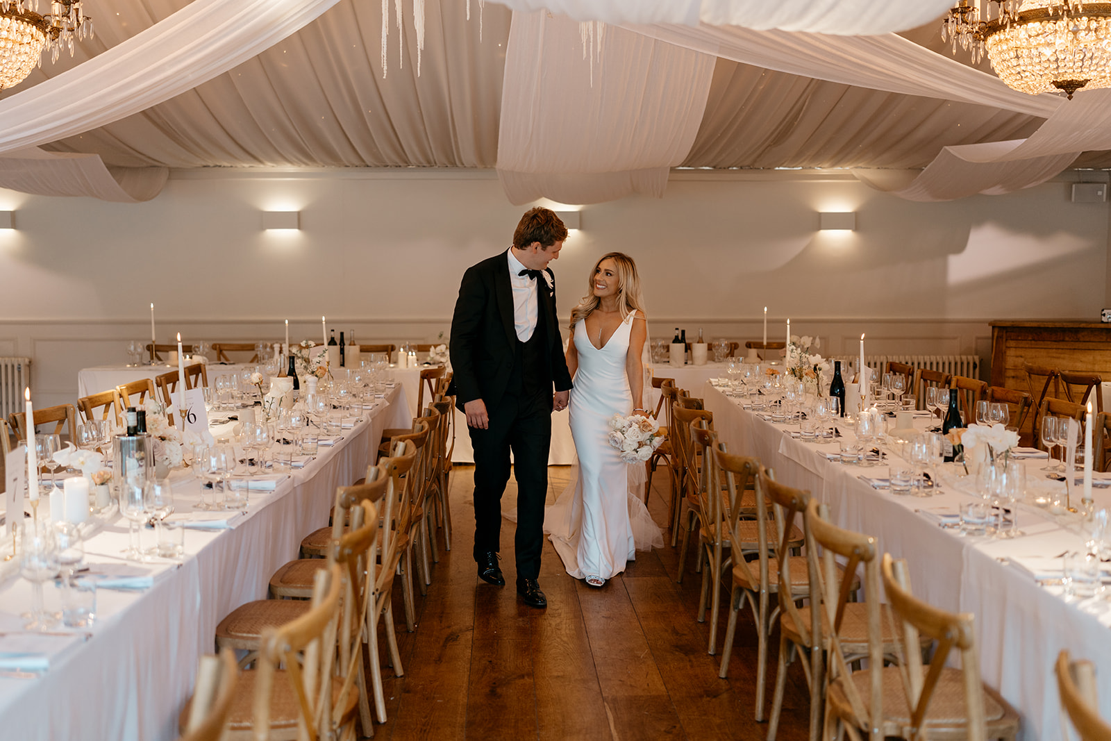 Check out this modern luxe themed wedding at Iscoyd Park by Lauren Stacey Photography