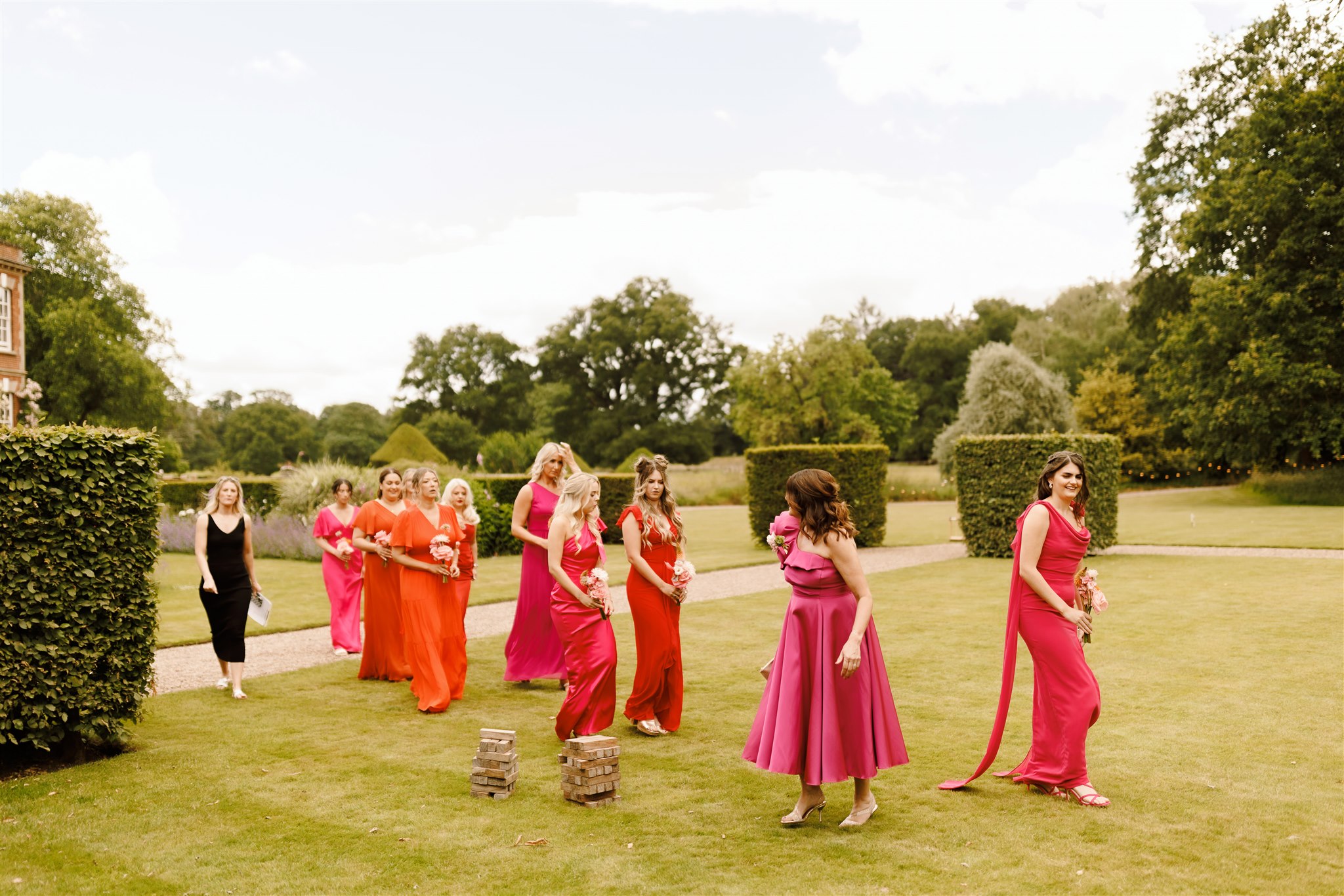 Red hot red romance at Iscoyd Park with an outdoor summer wedding at this exclusive venue