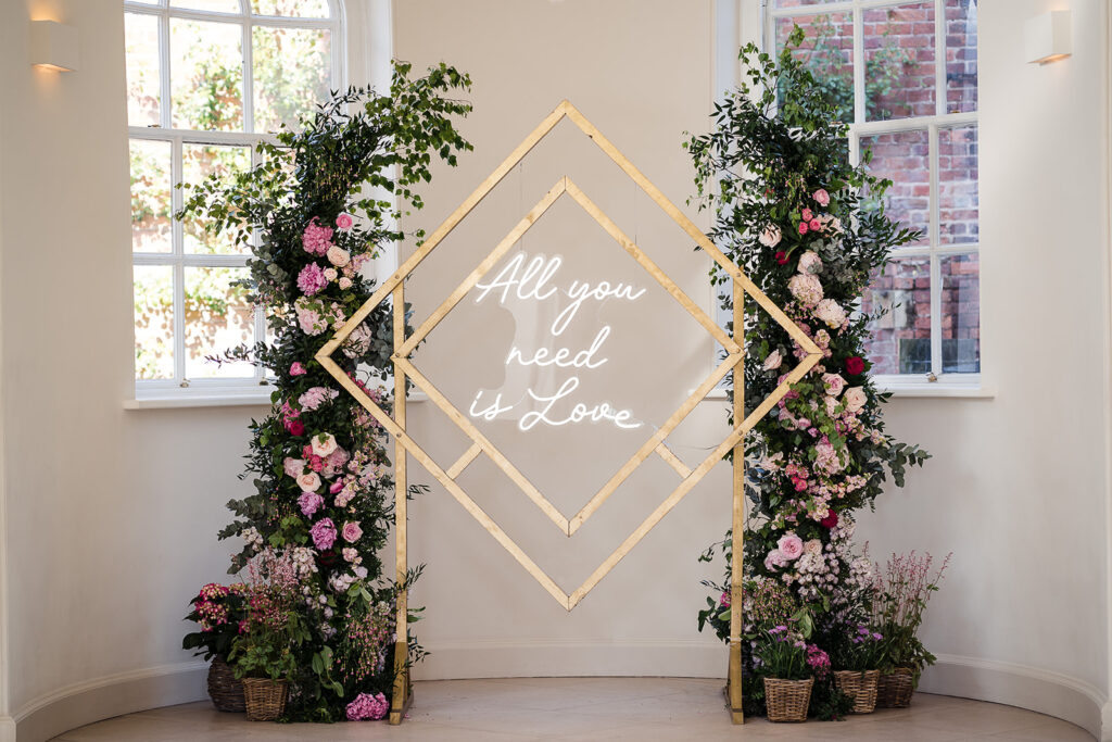 PULL OUT ALL THE STOPS FOR VALENTINE'S DAY AT ISCOYD PARK