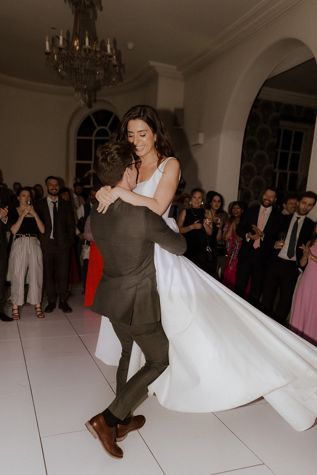 Music, pearls and national flower emblems themes reign supreme at this Iscoyd Park Spring 2025 wedding